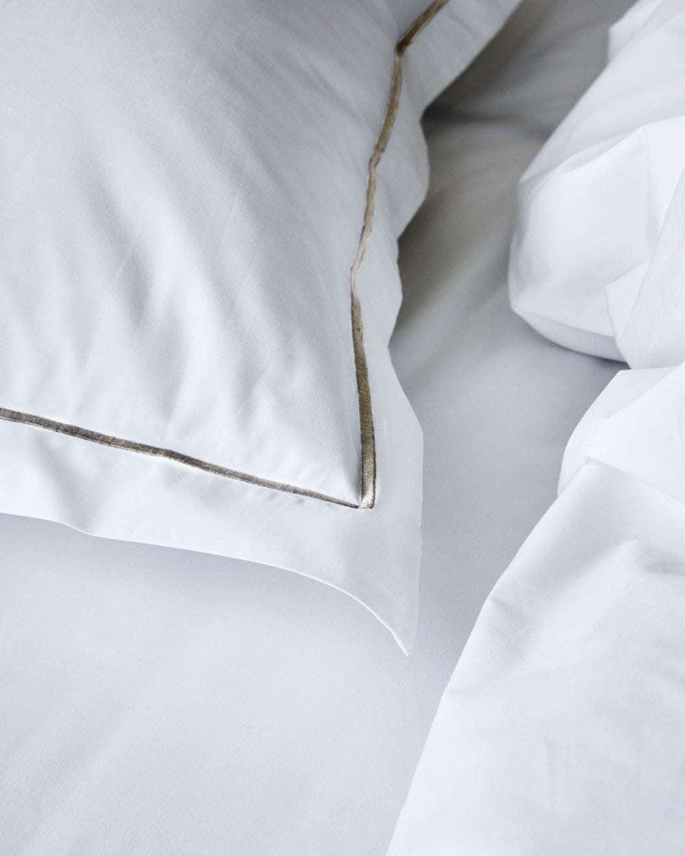 Hoie Prima Tuplapussilakanasetti, Valkoinen