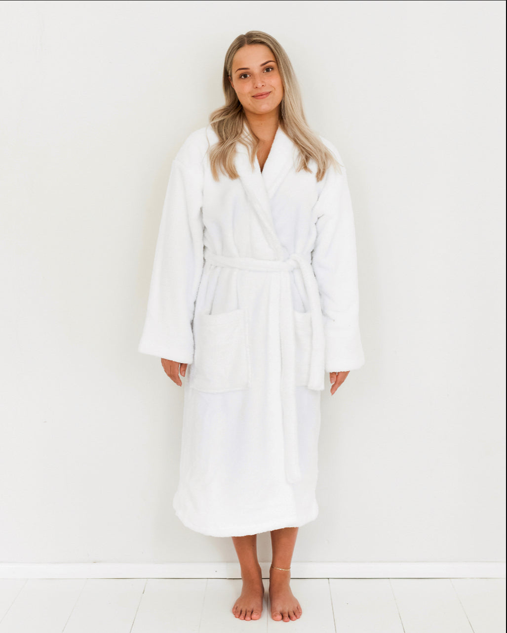 Hotel Spa No Problem Kylpytakki, Shaalikaulus, Valkoinen