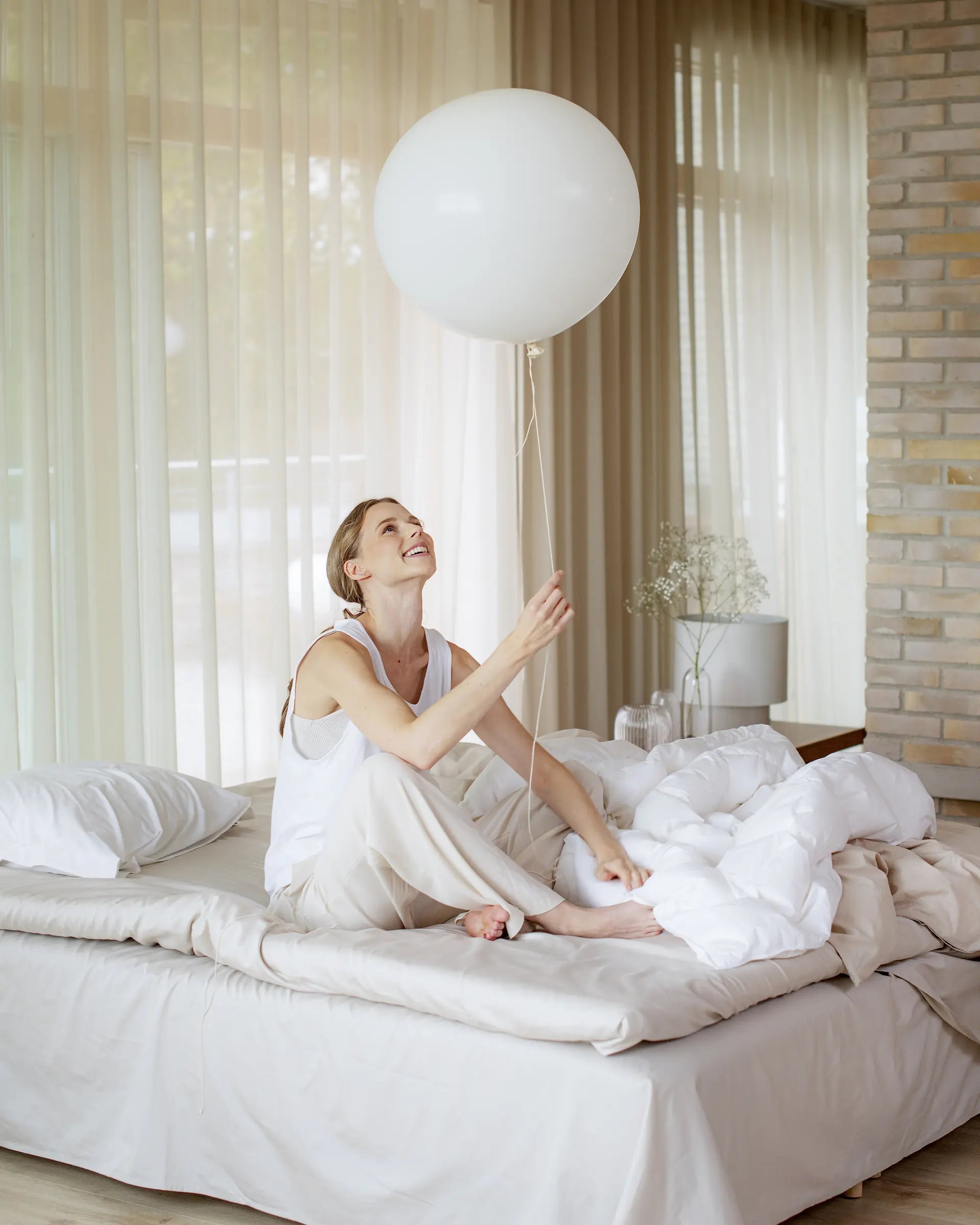 Miksi hotelleissa käytetään helmalakanoita?