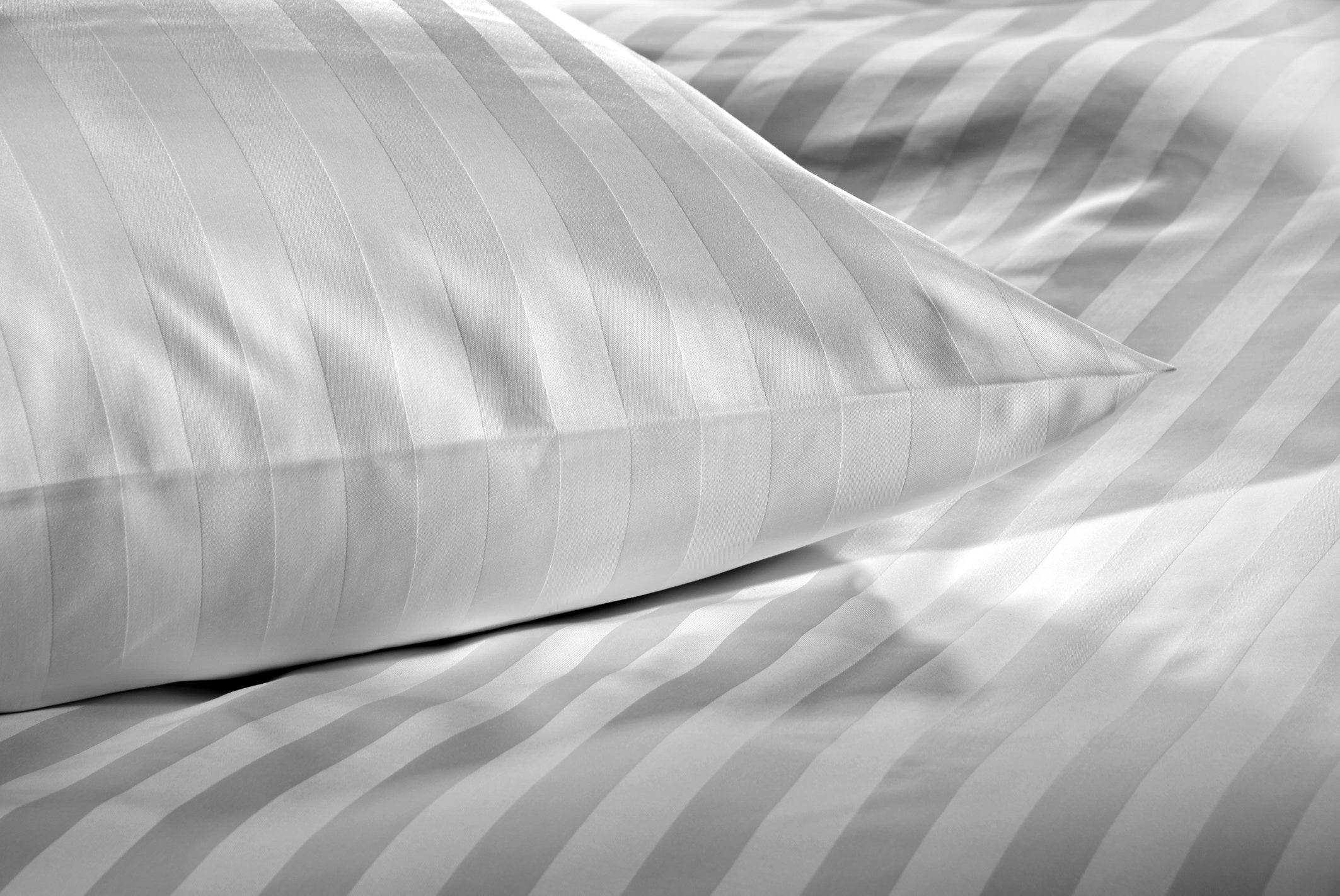 Mitä materiaalia hotellin lakanat ovat?