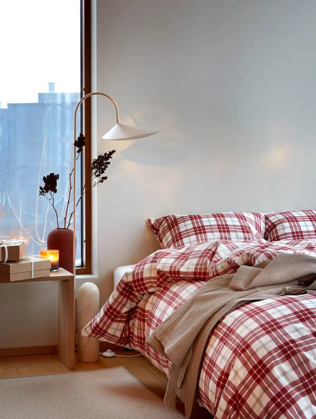 Miten luoda joulutunnelma makuuhuoneeseen?