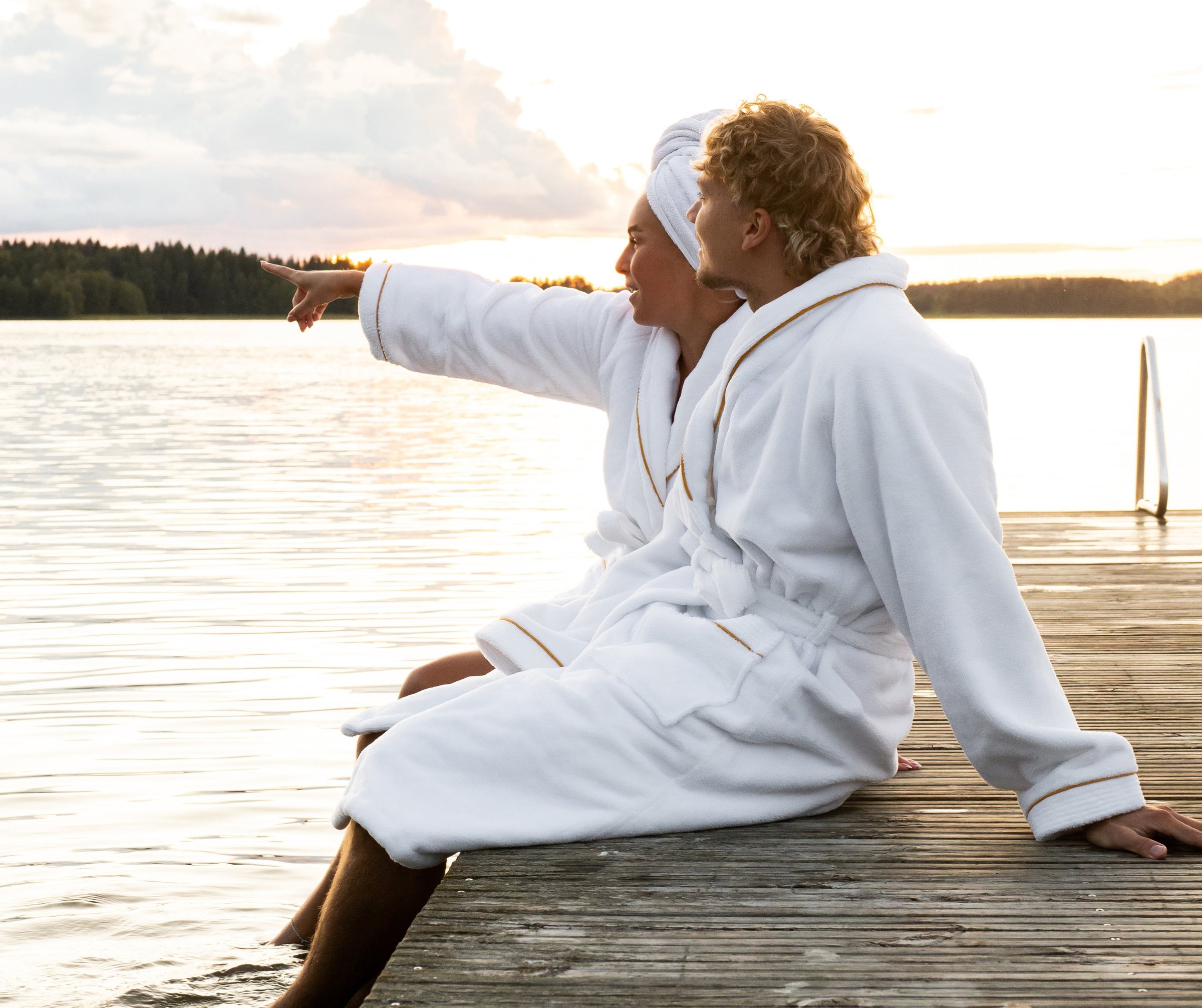 Kylpytakit ja pyyhkeet