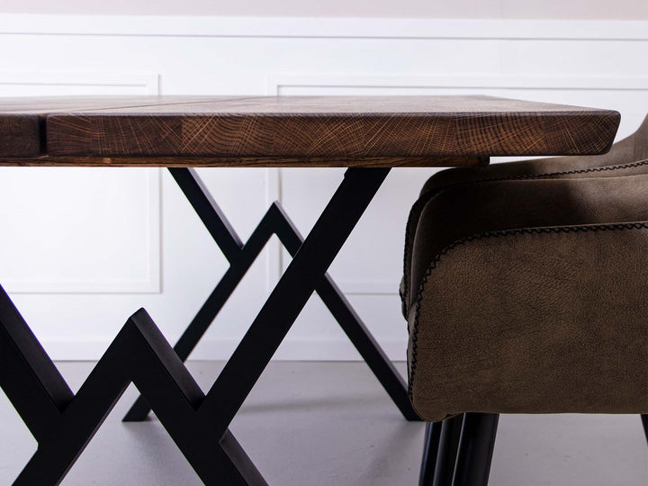 House of Sander Goja Base -pöydänjalka, musta