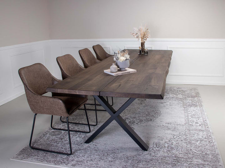 House of Sander X Base -pöydänjalka, musta