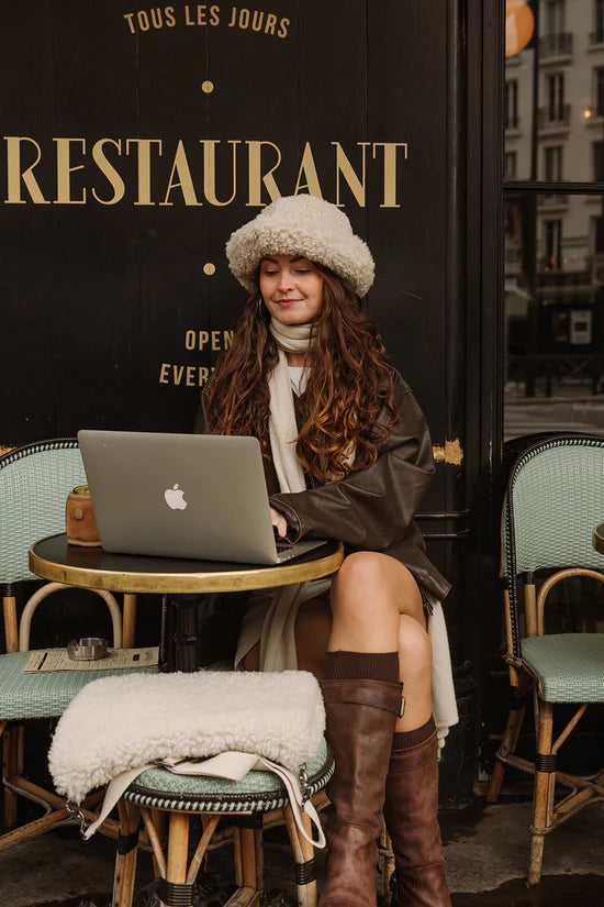 KYWIE lampaanvillainen tietokonelaukku, Valkoinen