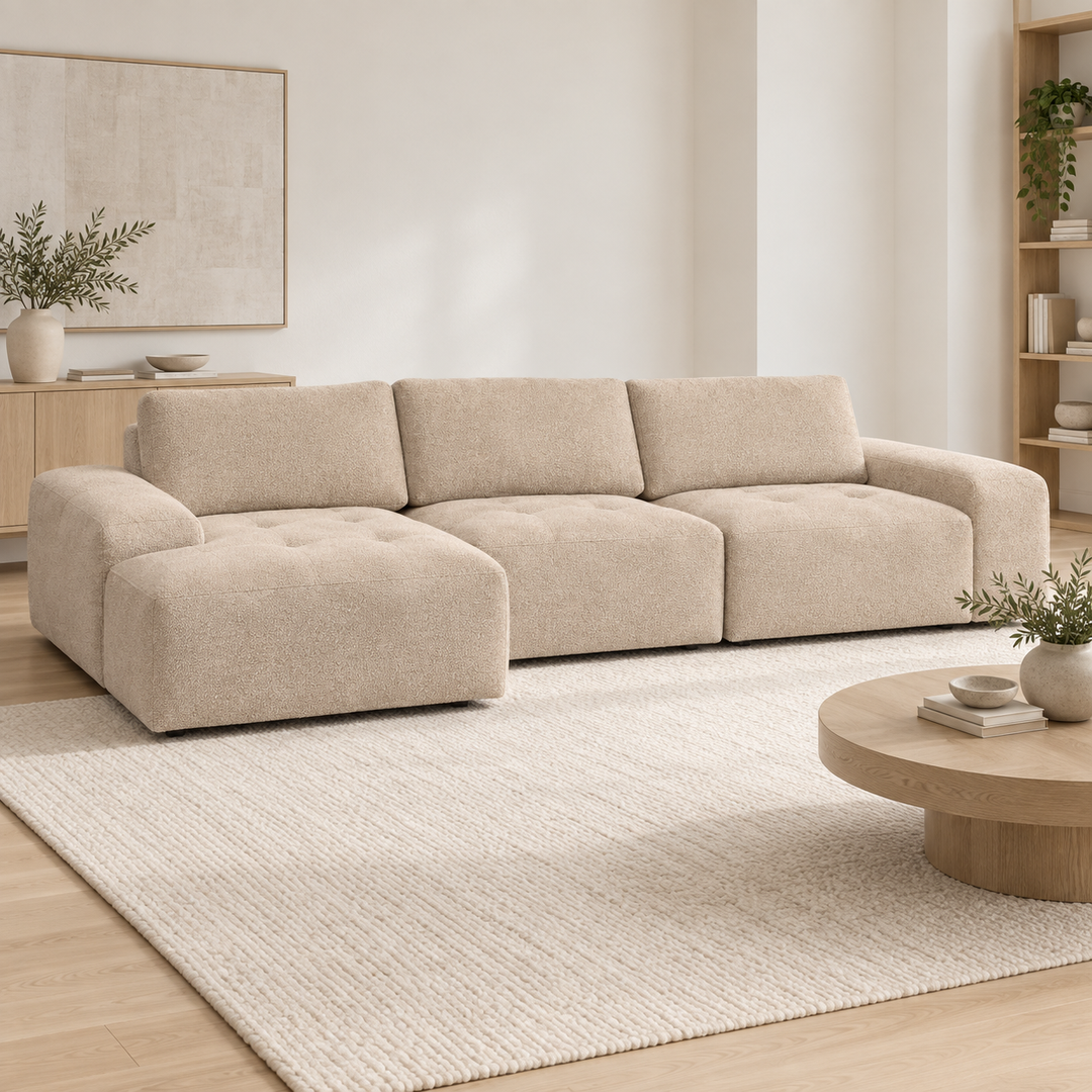 Hotel Luxus Madele 5 sohva - 3-istuttava sohva divaanilla, vasen (344 cm) – pale warm beige, sisustettu olohuone