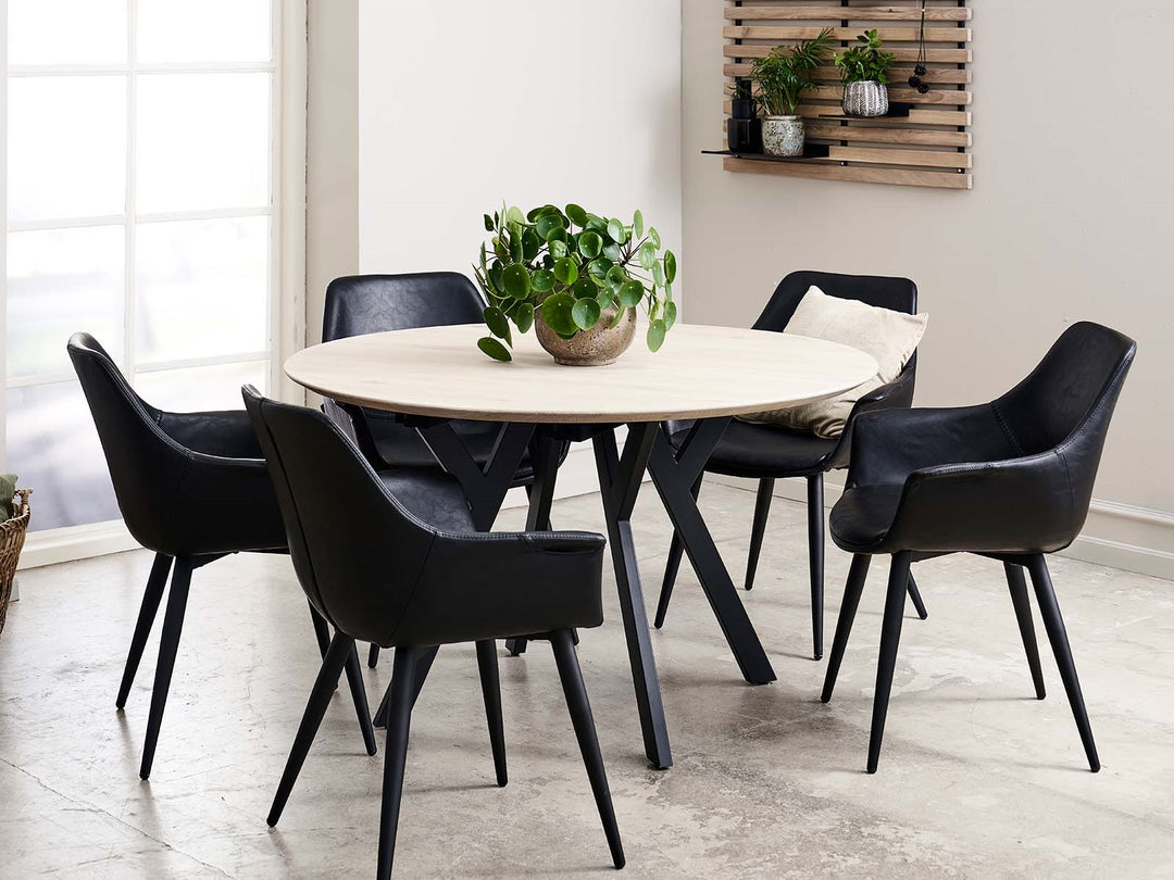 House of Sander Y Base -pöydänjalka, musta