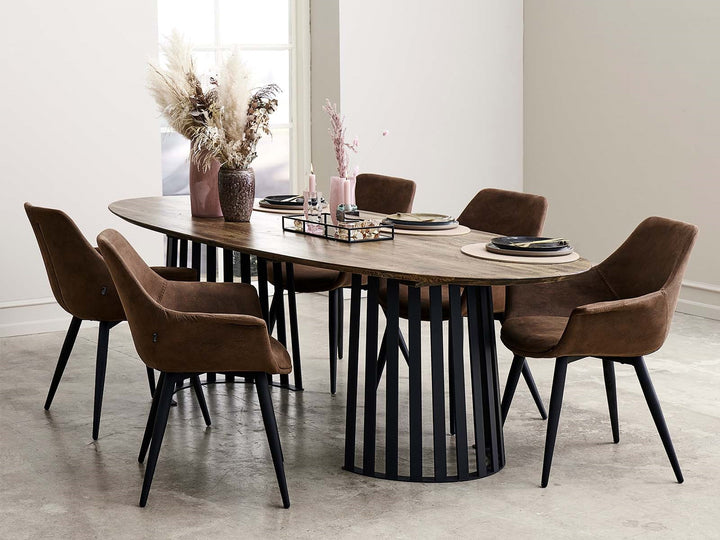 House of Sander Halfmoon Base -pöydänjalka, musta