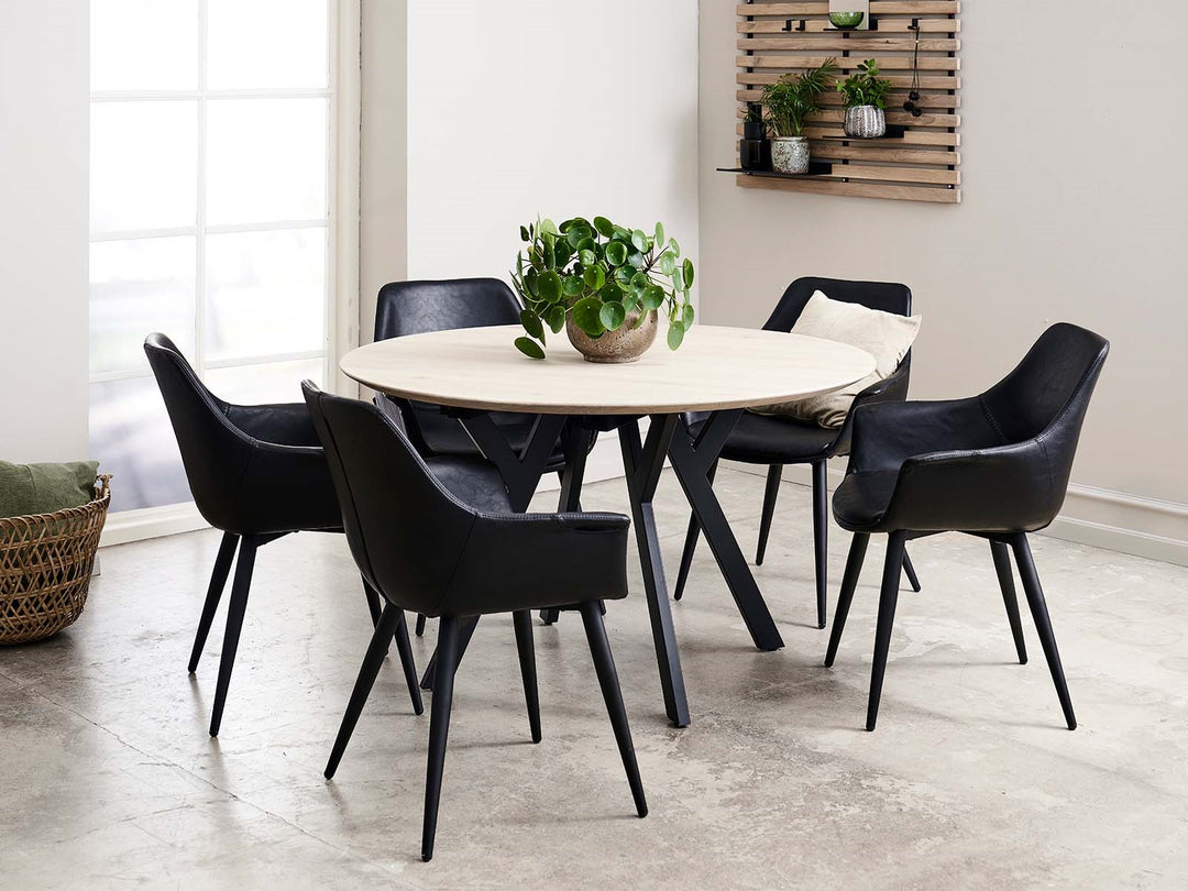 House of Sander Boston -pyöreä pöytäkansi, massiivitammi, useita koko- ja värivaihtoehtoja