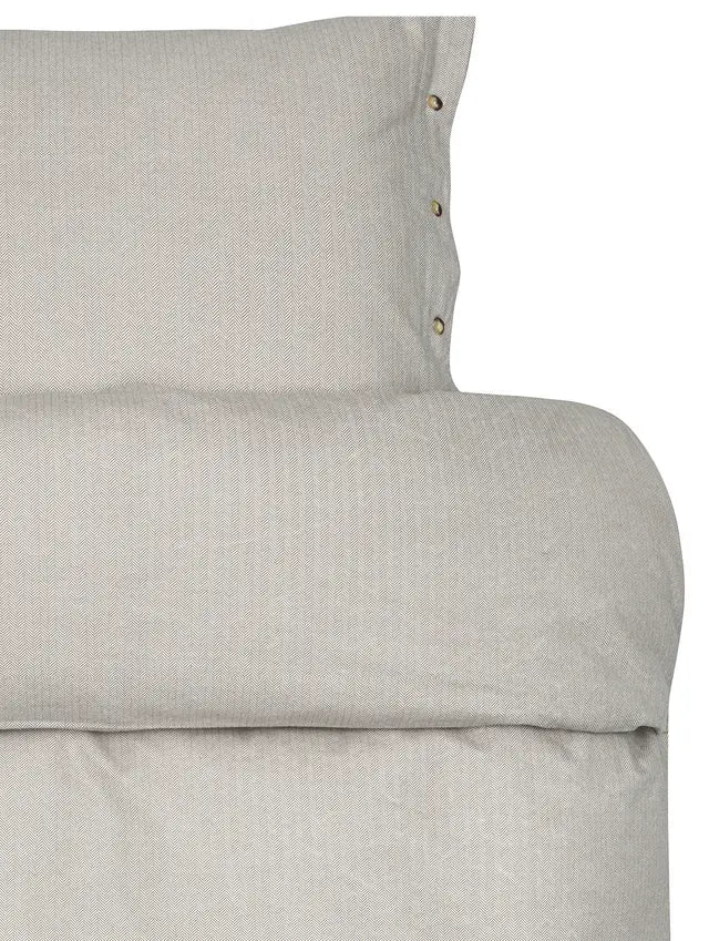 Hoie Balder Pussilakanasetti, Pähkinä