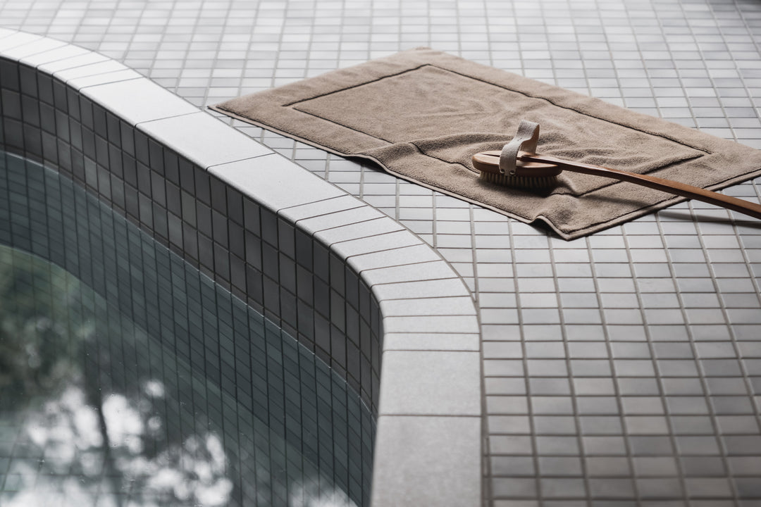 Hoie Classic Kylpymatto, 4 väriä