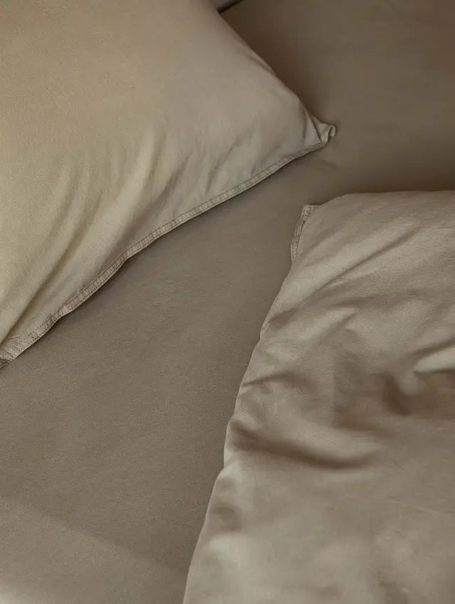 Hoie Froya Pussilakanasetti, Oliivi