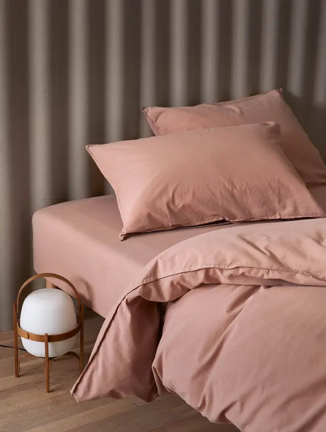 Hoie Froya Pussilakanasetti, Rosa