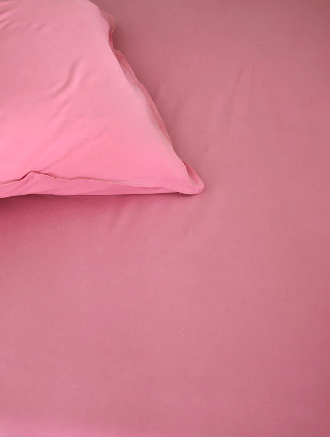 Hoie Froya Pussilakanasetti, Vaaleanpunainen