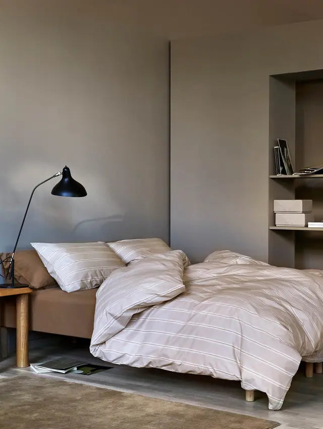 Hoie Magnus Pussilakanasetti, Vaaleanruskea