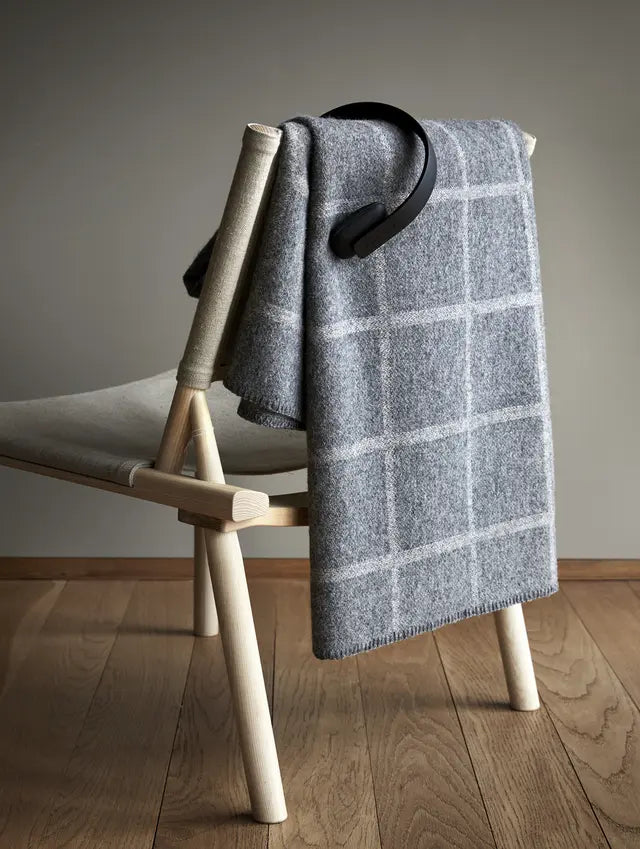 Hoie Oppdal Viltti, Tummanharmaa