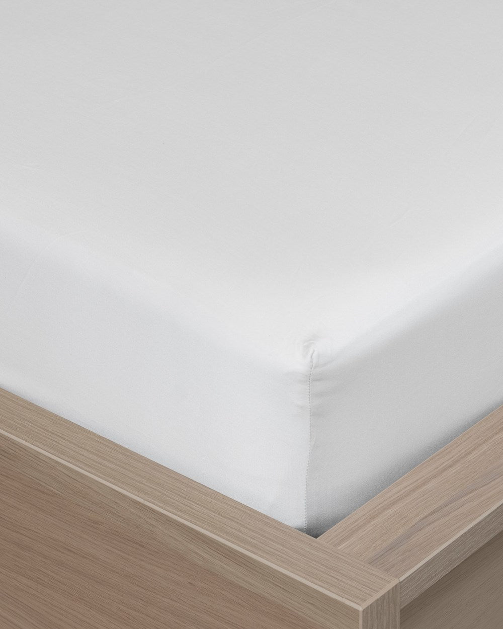 Hoie muotoonommeltu aluslakana, 3 väriä