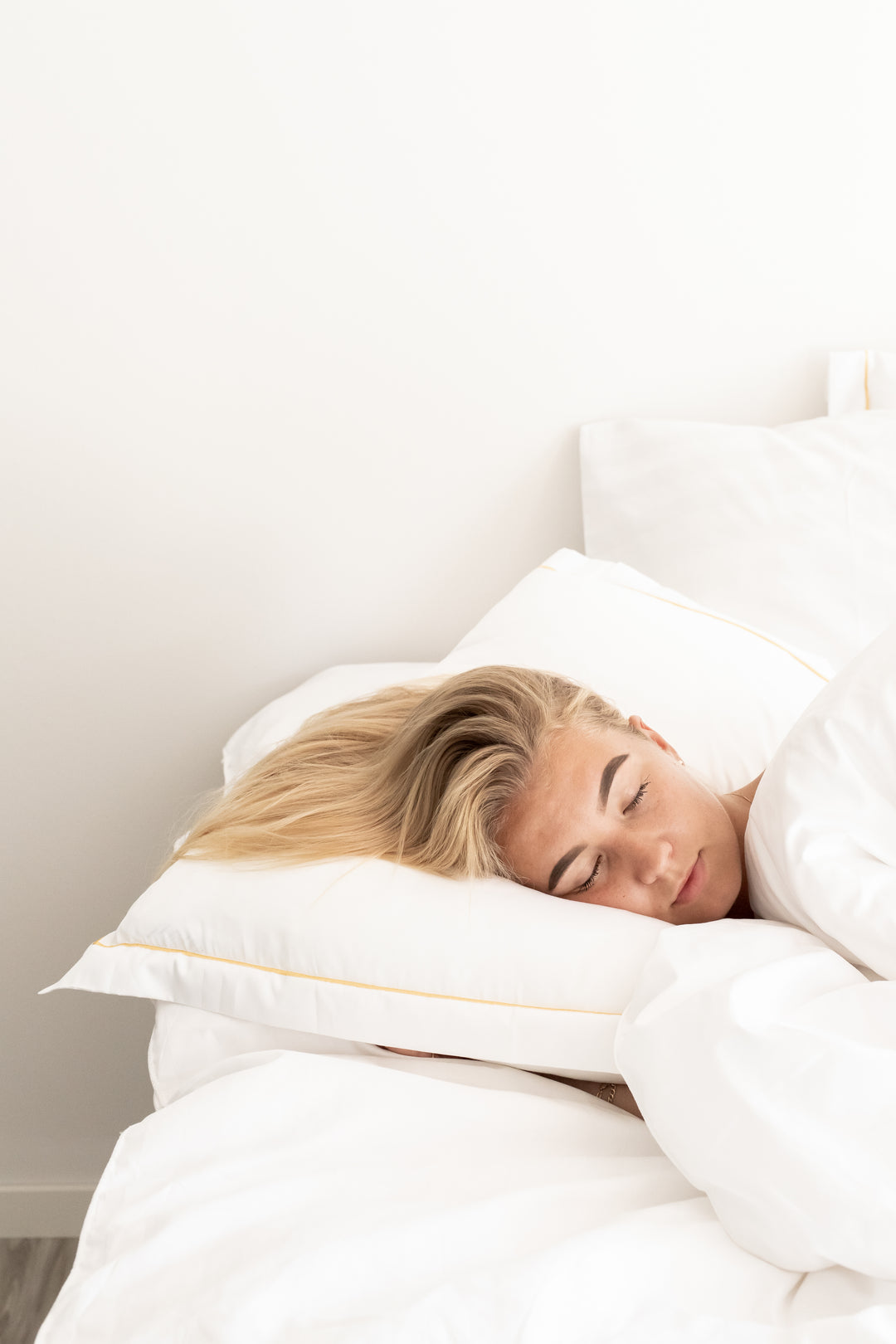 Hotel Luxus tyyny  No Problem 50x60 cm, 800 g