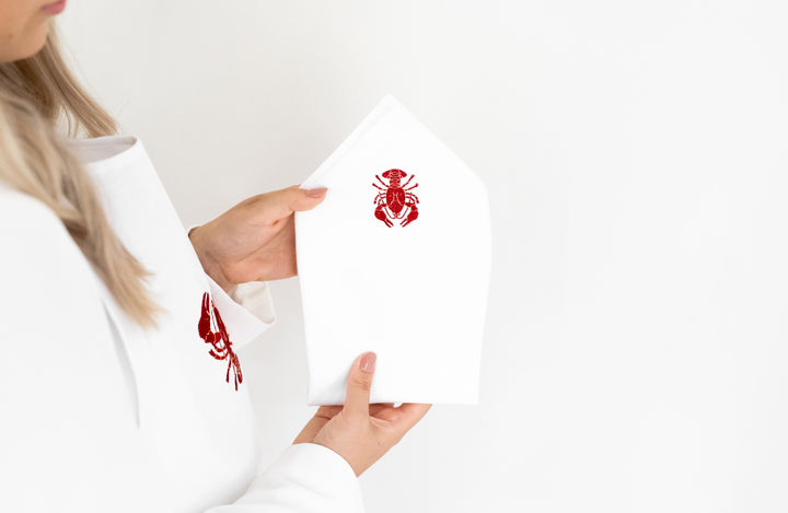 Napkin with crab embroidery