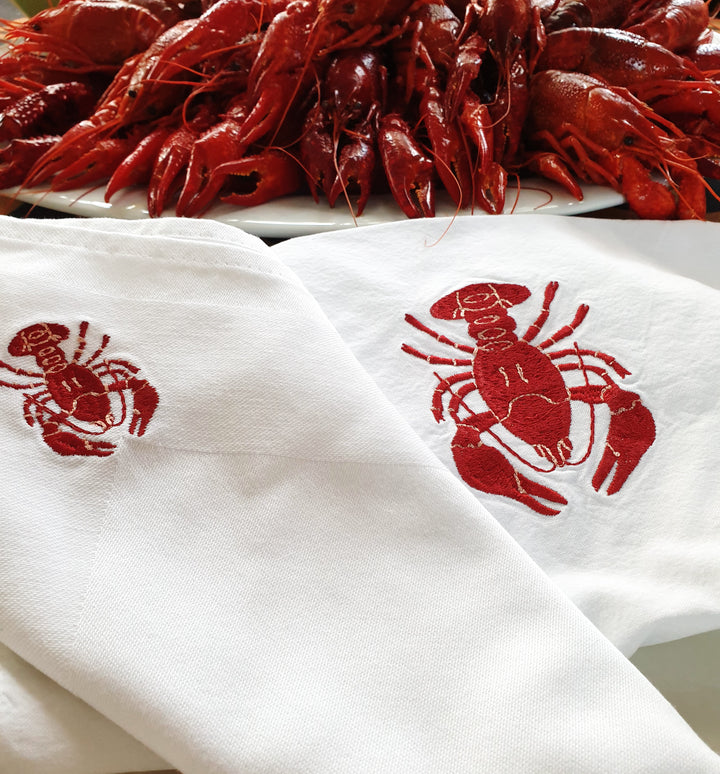Napkin with crab embroidery