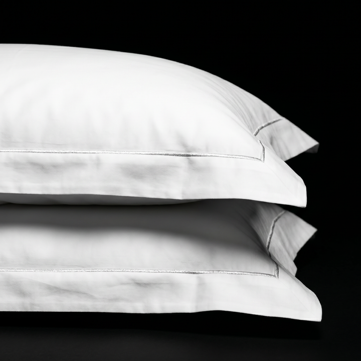 Loffen Hotel Superior Oxford Gold, Silver &amp; White pillowcase