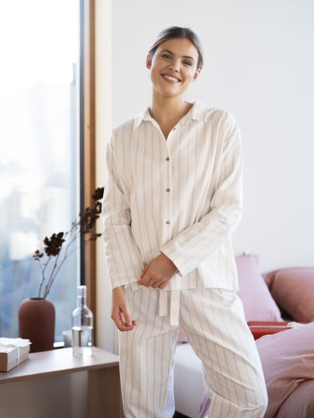 Hoie Pilen Pajama Set Pants + Shirt, White