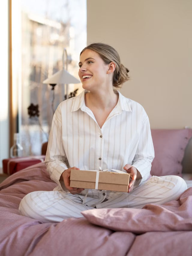 Hoie Pilen Pajama Set Pants + Shirt, White