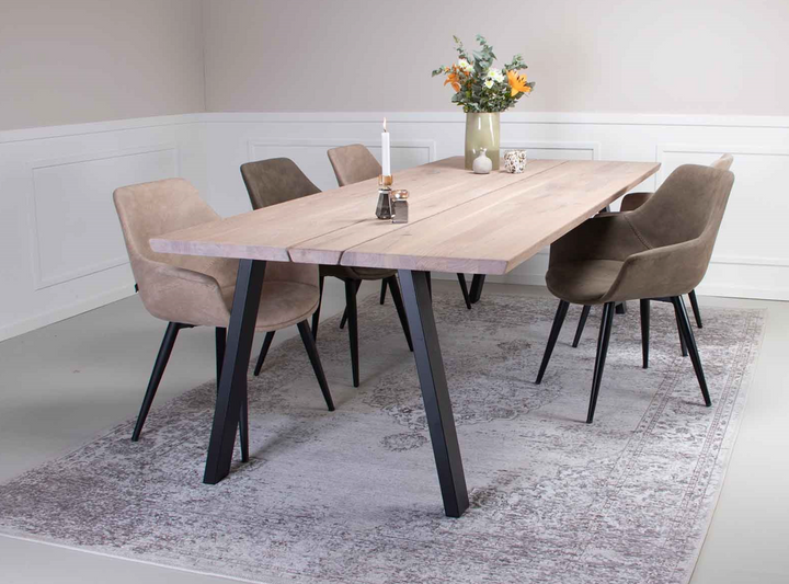 House of Sander Signe -ruokatuoli, useita värejä