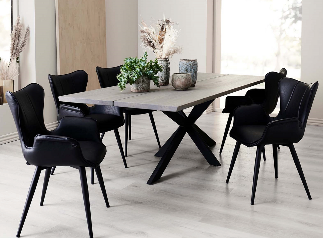 House of Sander Mist -ruokatuoli, useita värejä