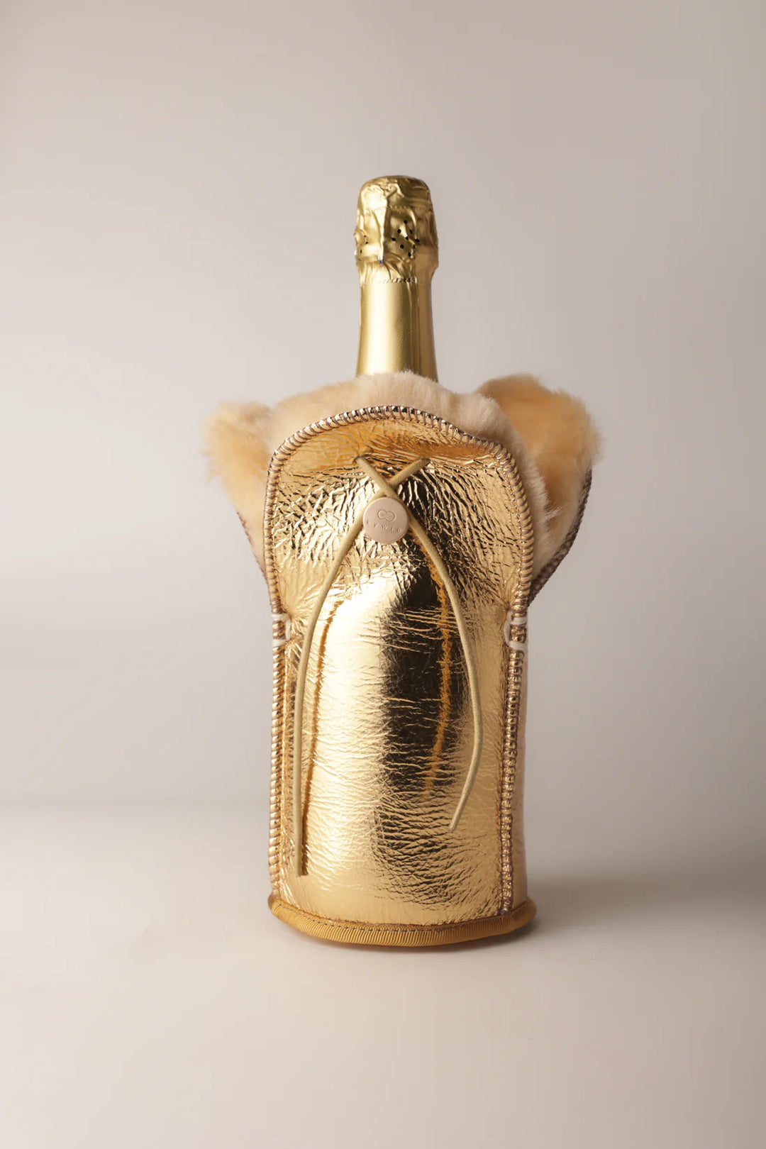 Shampanja cooler Kywie, Kulta