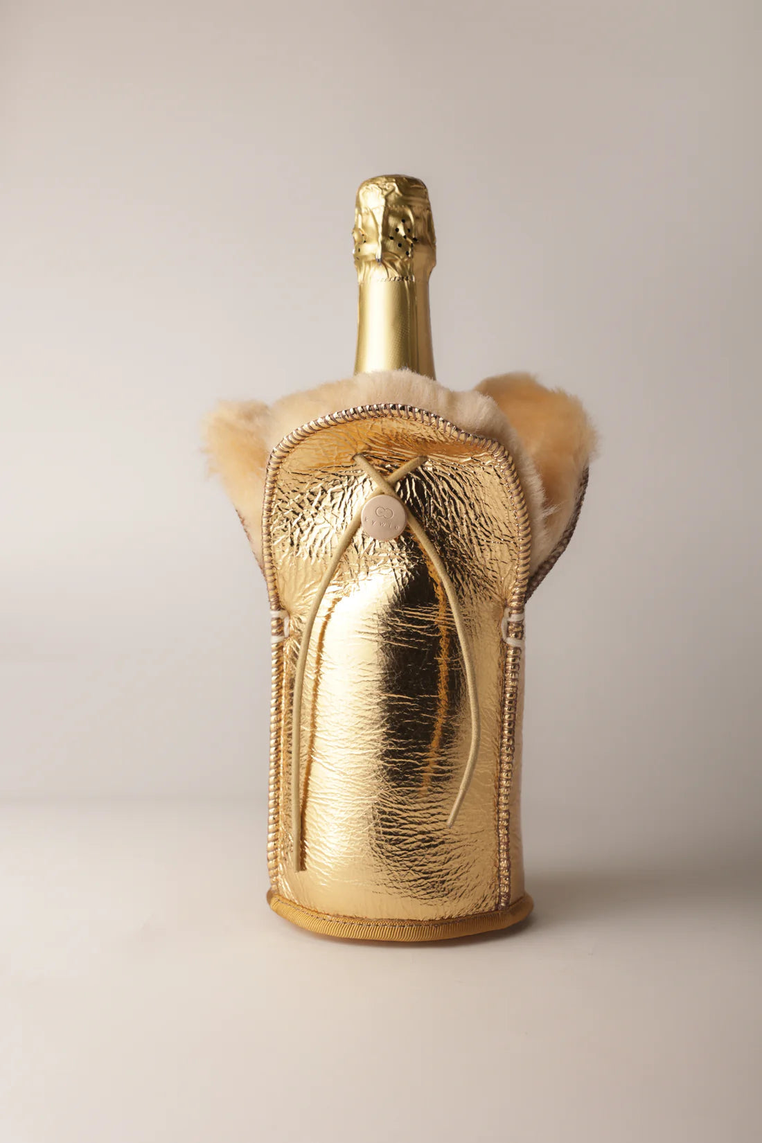 Shampanja cooler Kywie, Kulta