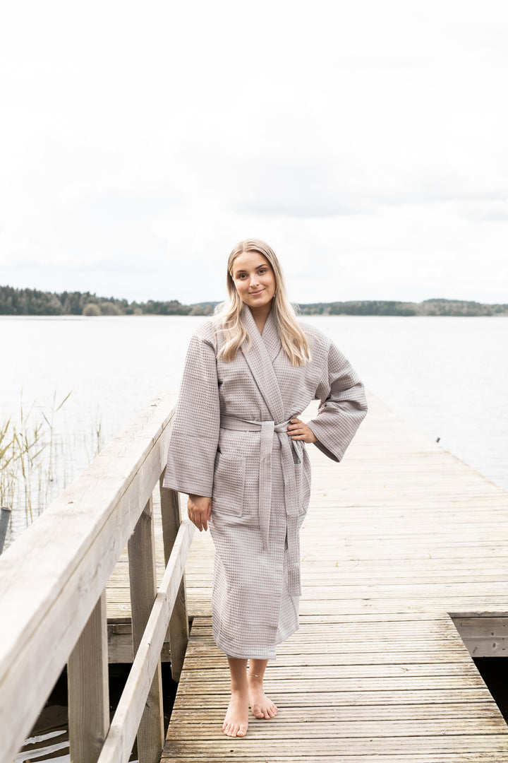 Vohvelikylpytakki Hotel Lux No Problem Kauluksella, Grafitti