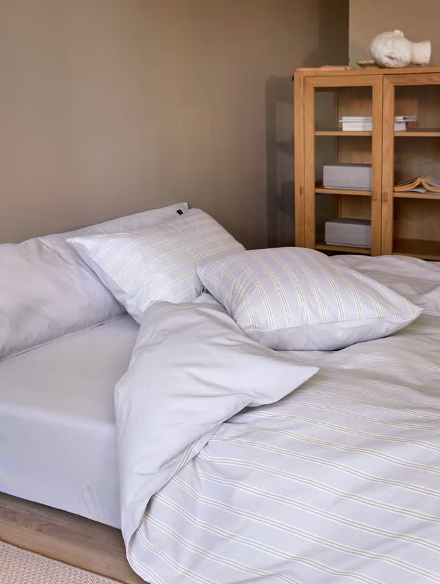 Hoie Ylva Pussilakanasetti, Laventeli