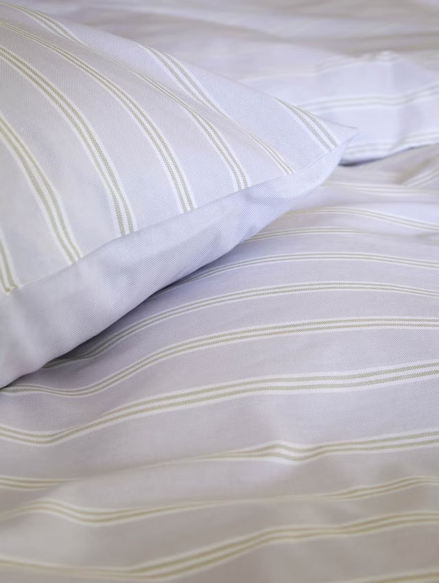 Hoie Ylva Pussilakanasetti, Laventeli