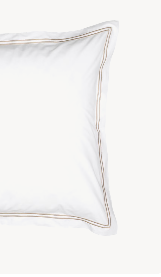 White Høie Paris pillowcase with double golden-brown border stripes